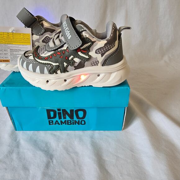 MGO Kidss Dino Bambino Shoes Toddler 6 (22) Gray White Light Up XP-1168156 NIB - Picture 13 of 13